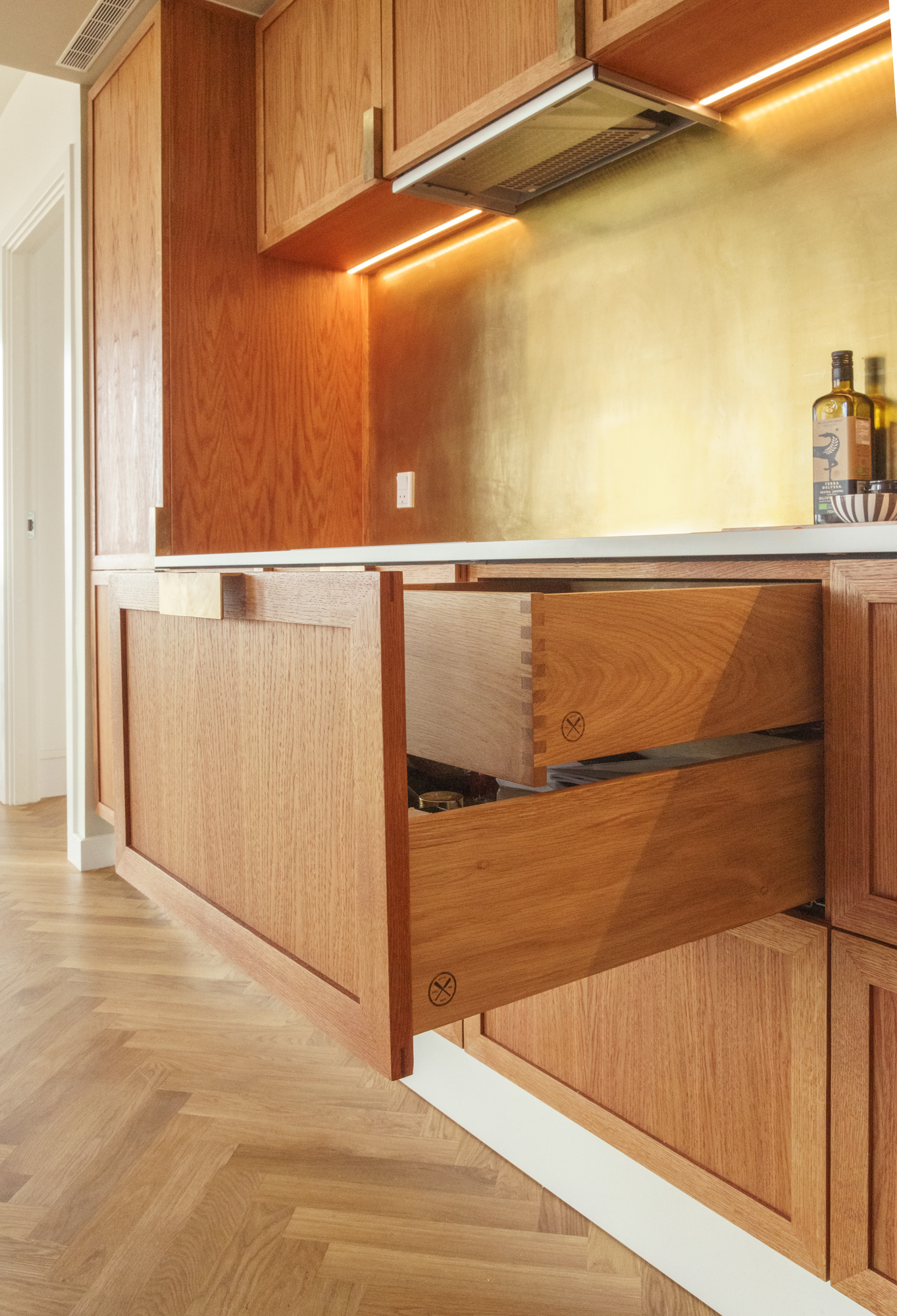 To åbne dobbeltskuffer, sinkesamlinger, Smalltime-stempel